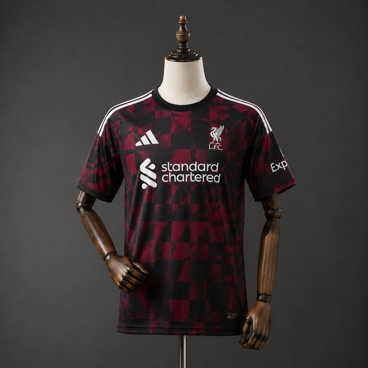 Liverpool 26/27 Kit